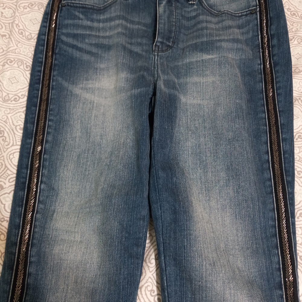 White house black market Skinny jeans